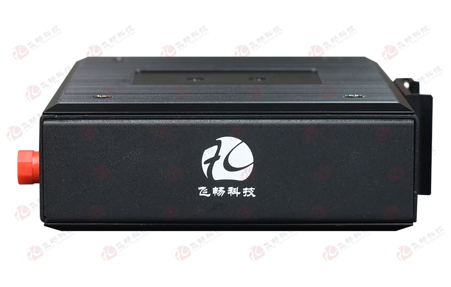 飛暢科技-網管型 工業(yè)級4路百兆電 物理隔離收發(fā)器